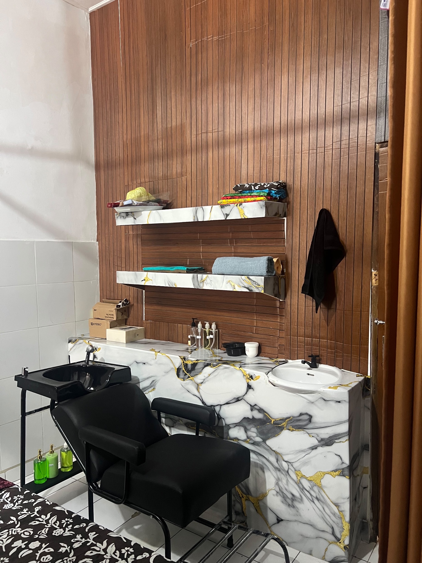 Hair treatment at Winnie Spa & Salon